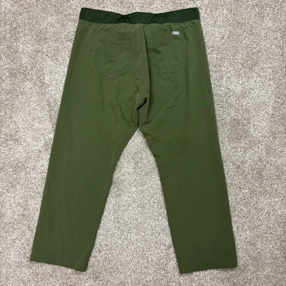 FIGS Pisco Scrub Pants Men's XL Dark Olive Straight Leg Medical Nurse Drawstring